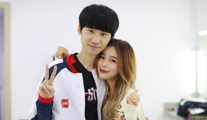 莱比锡红牛 莱比锡红牛