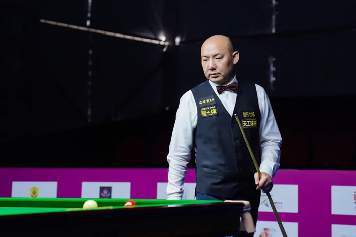 他的缺席无 他的缺席无