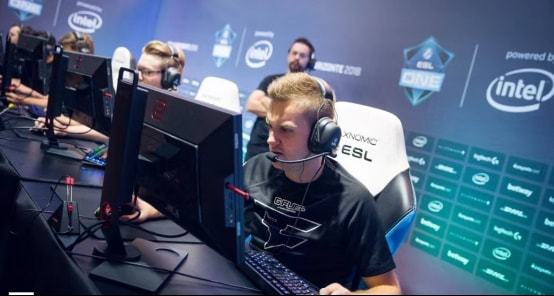 比赛场景来 比赛场景来